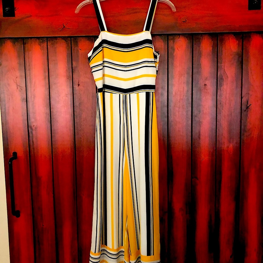 Just reduced - Cute jumpsuit for those summer nights- casual or a dinner date
